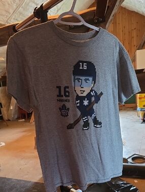 Kids' Auston Matthews #16 Gray Graphic Tee